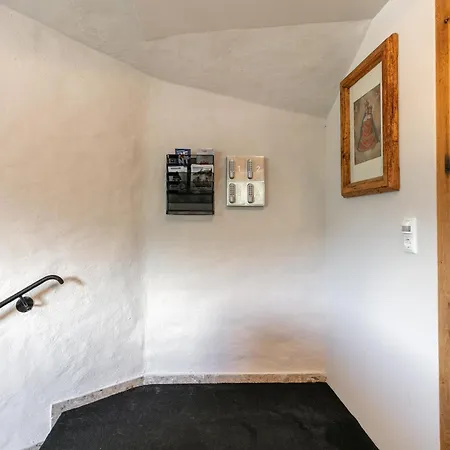 Tiroler Bergnest شقة *